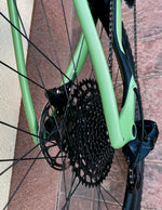 FÉLÁR ALATT! 2026-os Mondraker Dusty S Carbon elektromos gravel bicaj