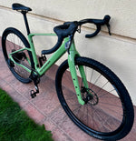 FÉLÁR ALATT! 2026-os Mondraker Dusty S Carbon elektromos gravel bicaj
