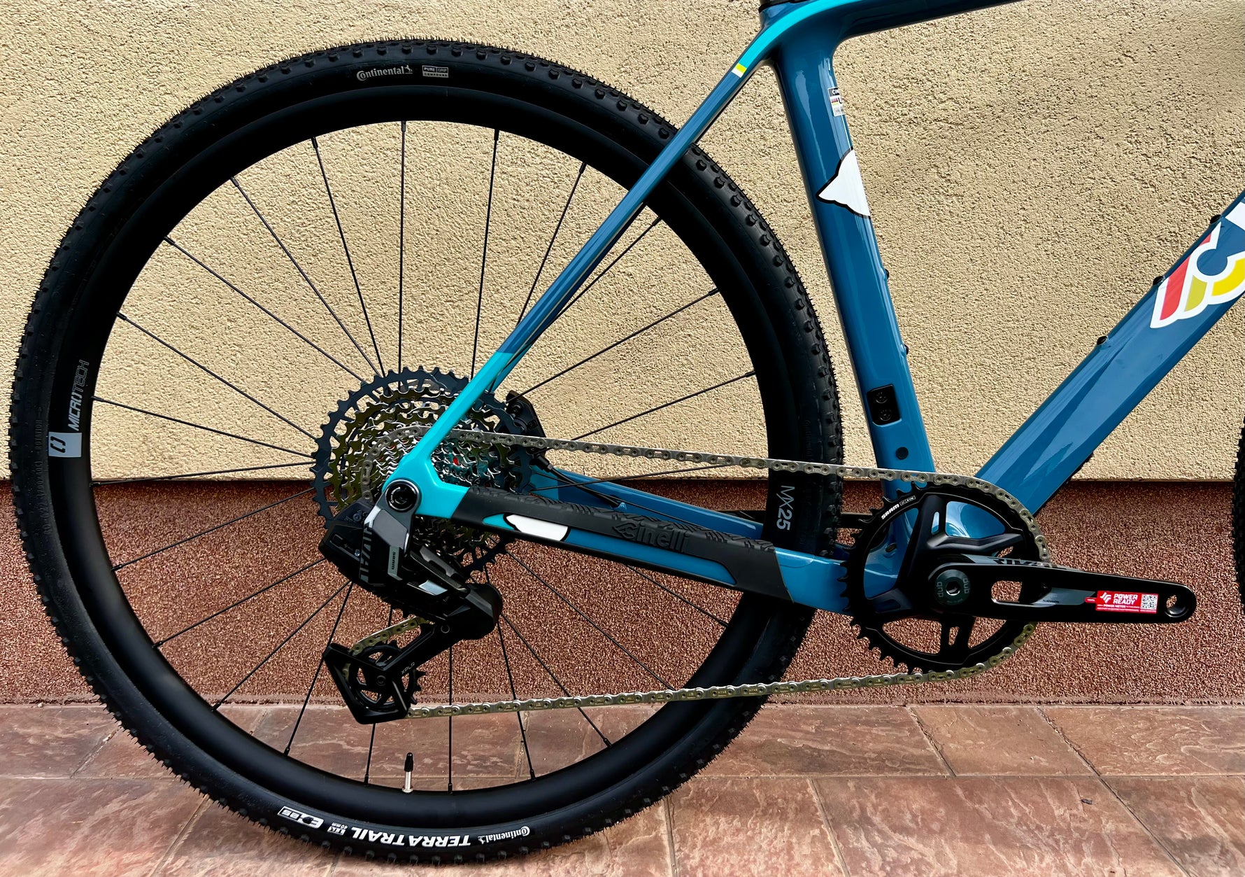 ÚJ! 2026 Cinelli King Zydeco II gravel SRAM Rival AXS XPLR E1 1x13s
